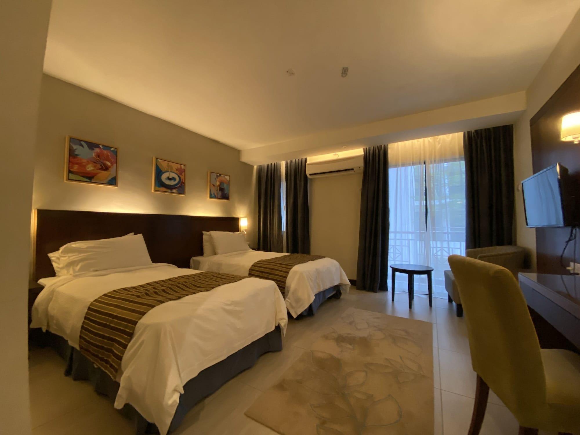 Residence Inn Чератінг Екстер'єр фото