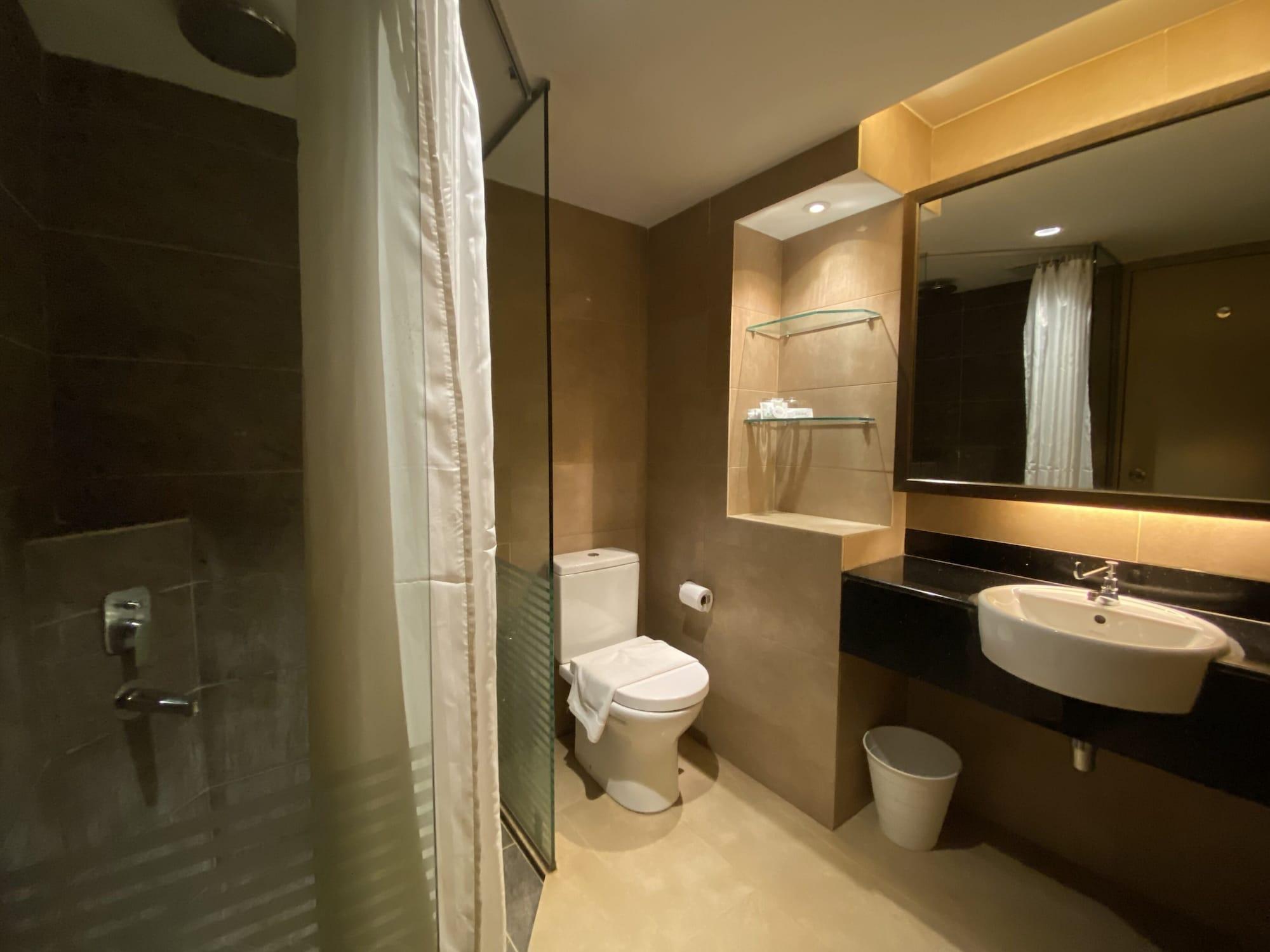 Residence Inn Чератінг Екстер'єр фото