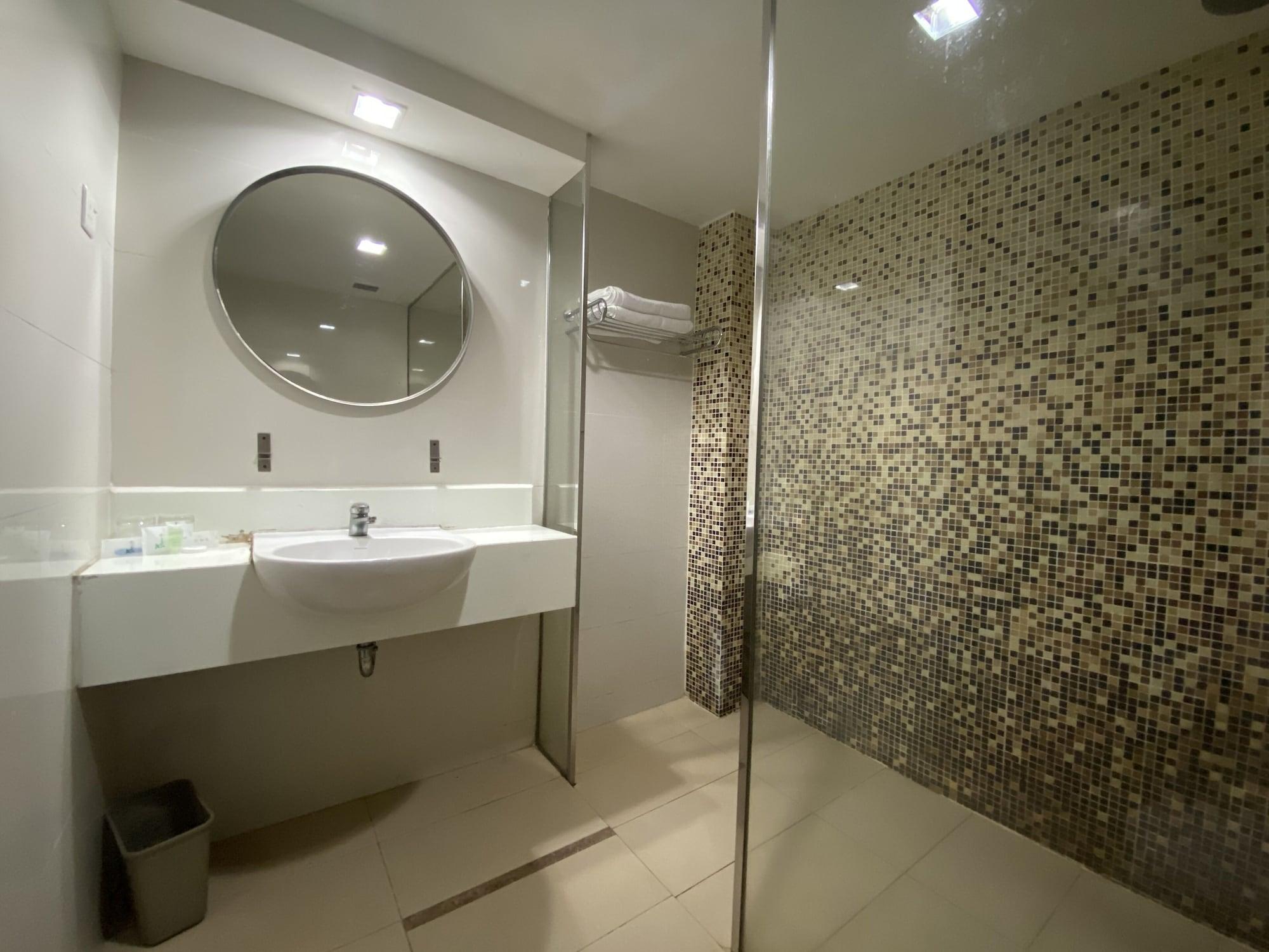 Residence Inn Чератінг Екстер'єр фото